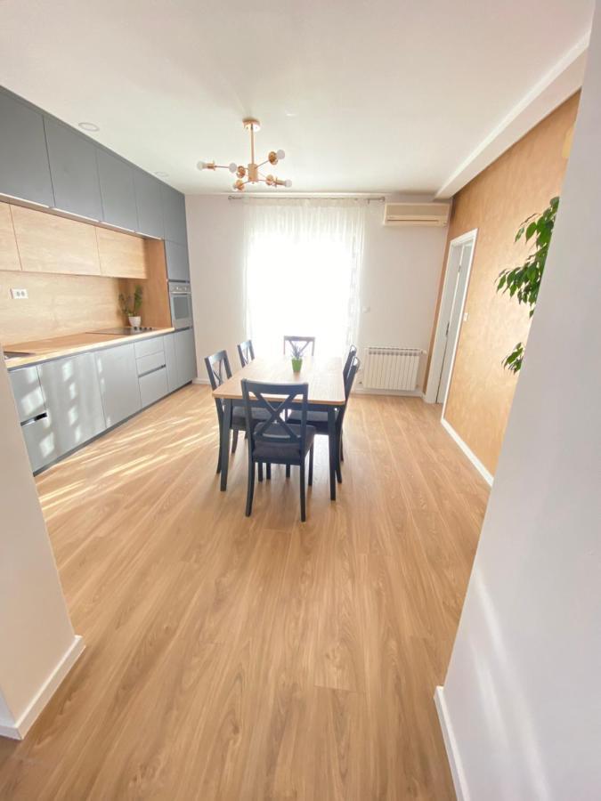Apartment Lana Baška Voda Dış mekan fotoğraf